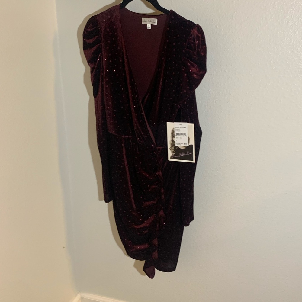 Love Nickie Lew long sleeve dress NWT